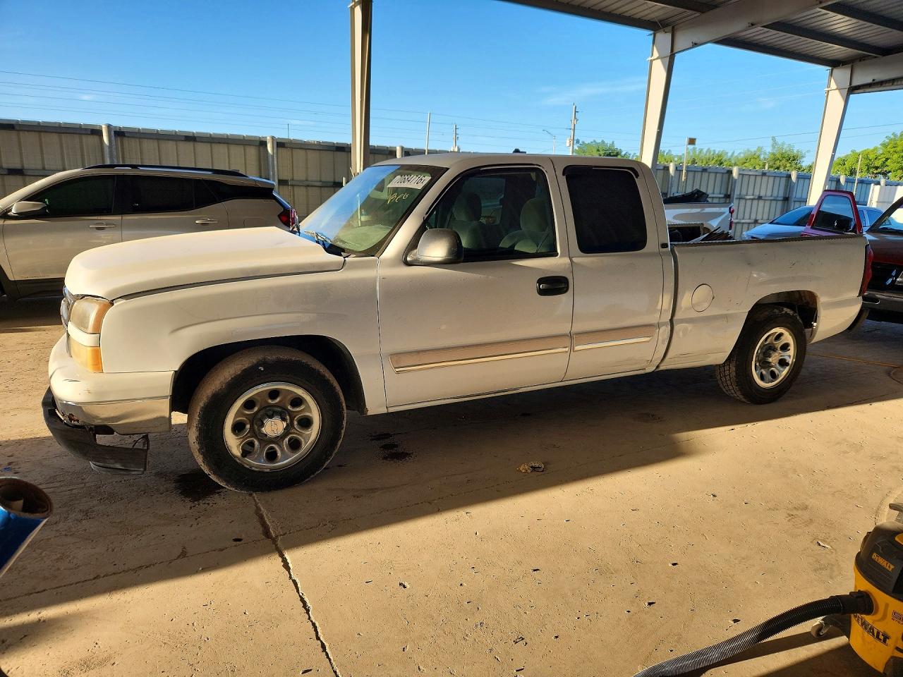 Photo of the 2006 CHEVROLET SILVERADO 1500