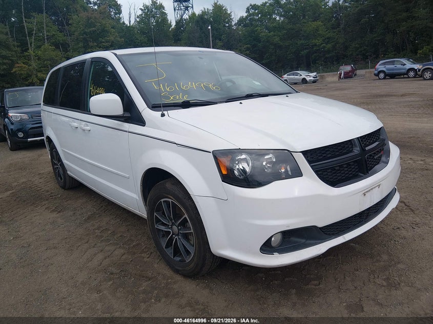 Photo of the 2015 DODGE GRAND CARAVAN SXT