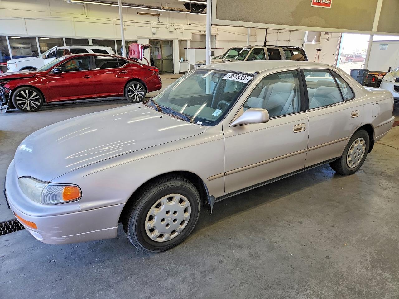 Photo of the 1996 TOYOTA CAMRY LE
