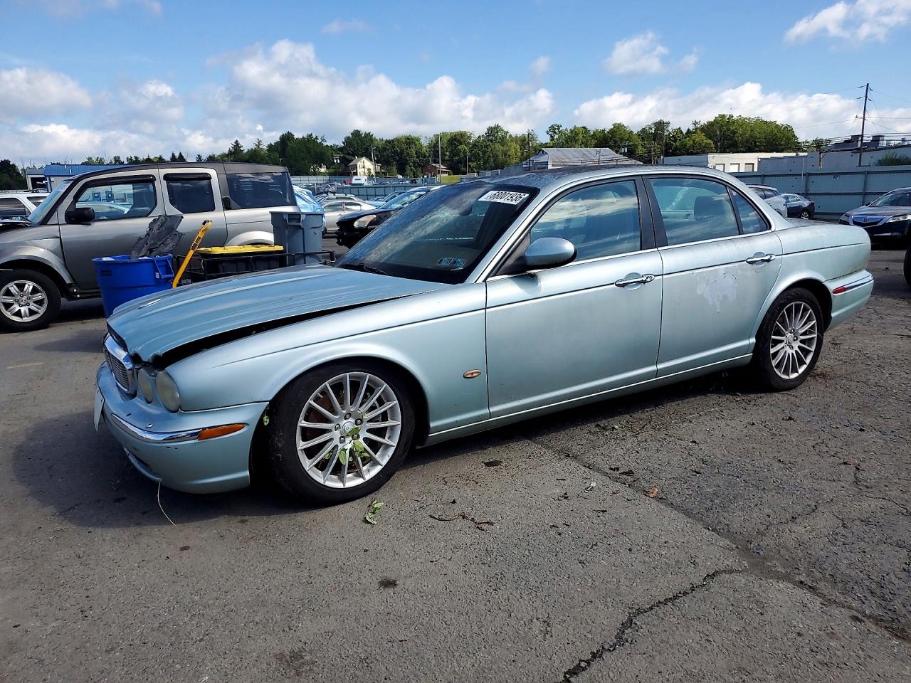 Photo of the 2006 JAGUAR XJ8