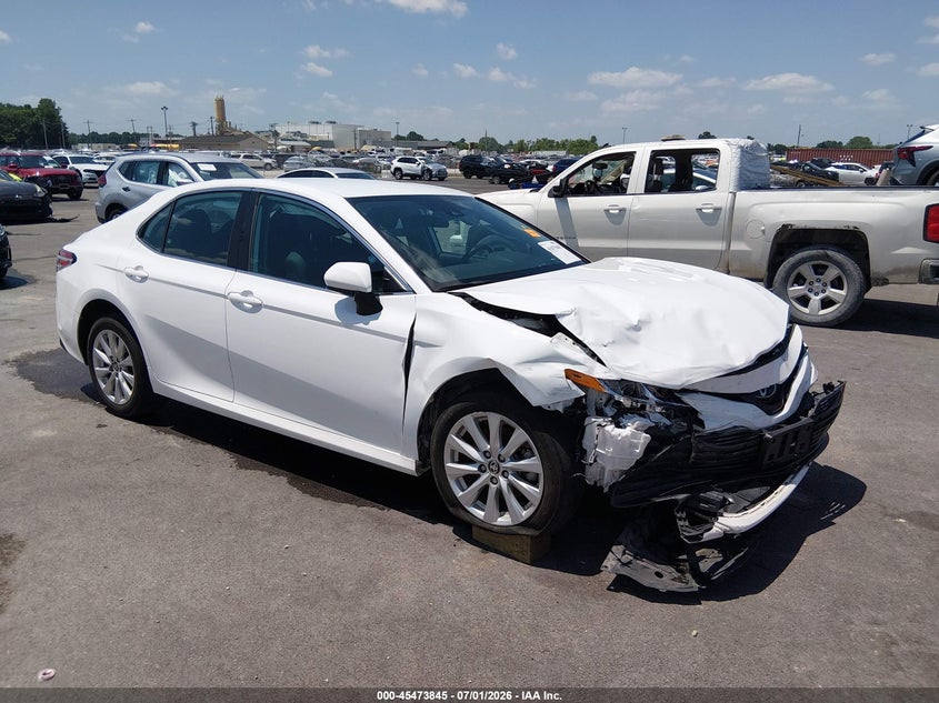 Photo of the 2020 TOYOTA CAMRY LE