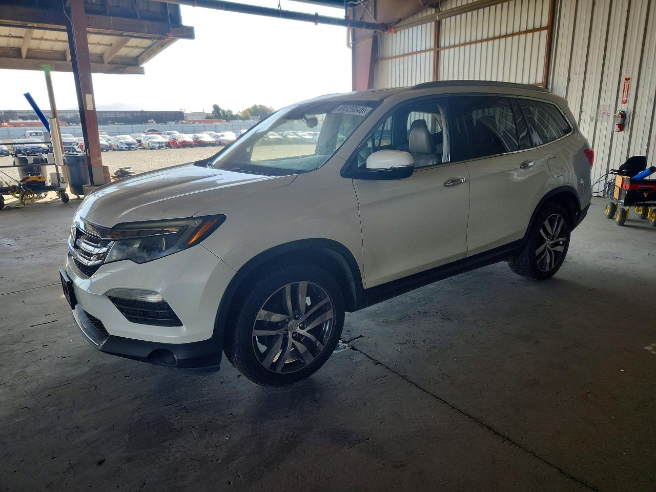 Photo of the 2017 HONDA PILOT TOURING