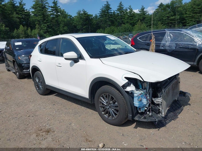 Photo of the 2020 MAZDA CX-5 TOURING