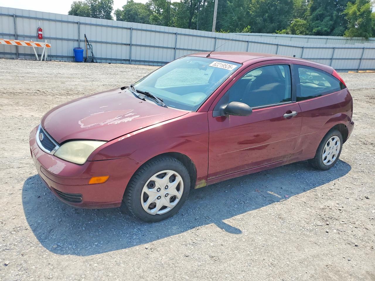 Photo of the 2006 FORD FOCUS ZX3