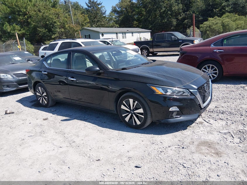 Photo of the 2020 NISSAN ALTIMA SL INTELLIGENT AWD
