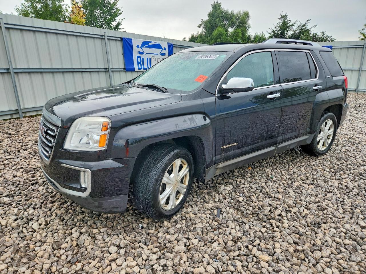 Photo of the 2017 GMC TERRAIN SLT
