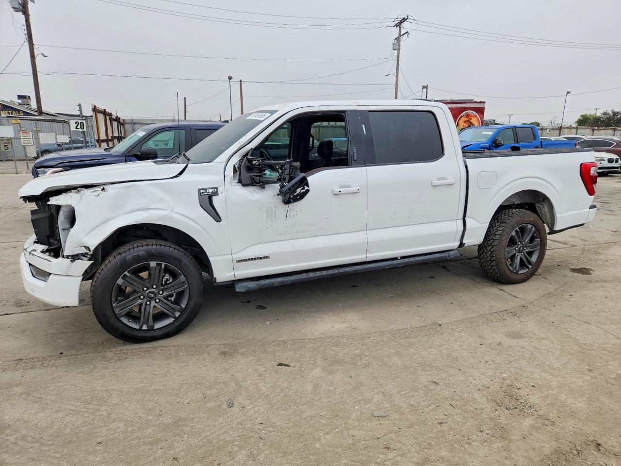 Photo of the 2023 FORD F150 SUPERCREW