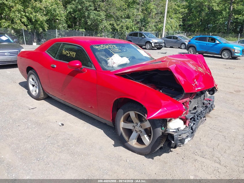 Photo of the 2013 DODGE CHALLENGER SXT