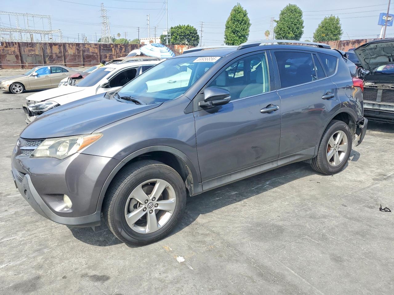 Photo of the 2015 TOYOTA RAV4 XLE