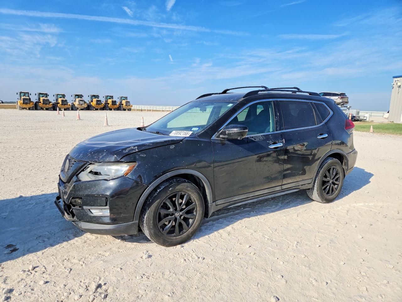 Photo of the 2018 NISSAN ROGUE SV