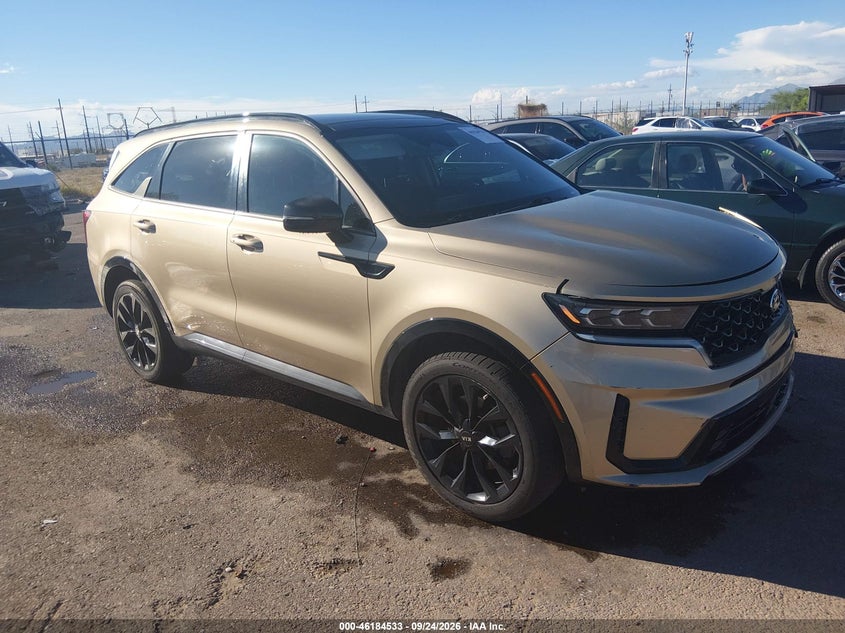 Photo of the 2021 KIA SORENTO SX