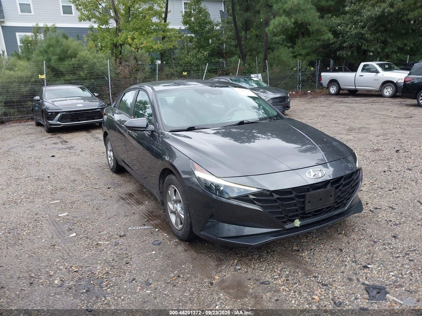 Photo of the 2021 HYUNDAI ELANTRA SE