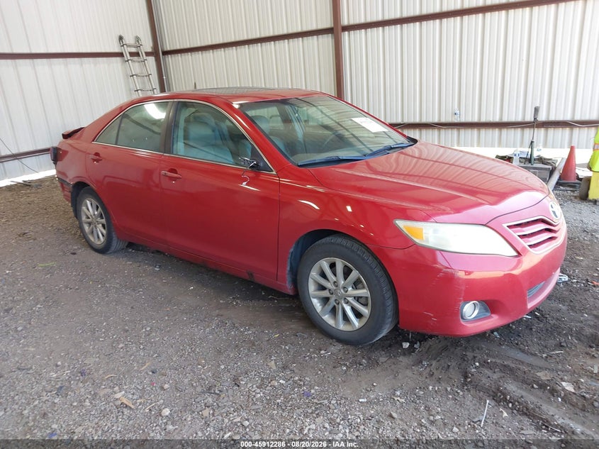 Photo of the 2011 TOYOTA CAMRY XLE