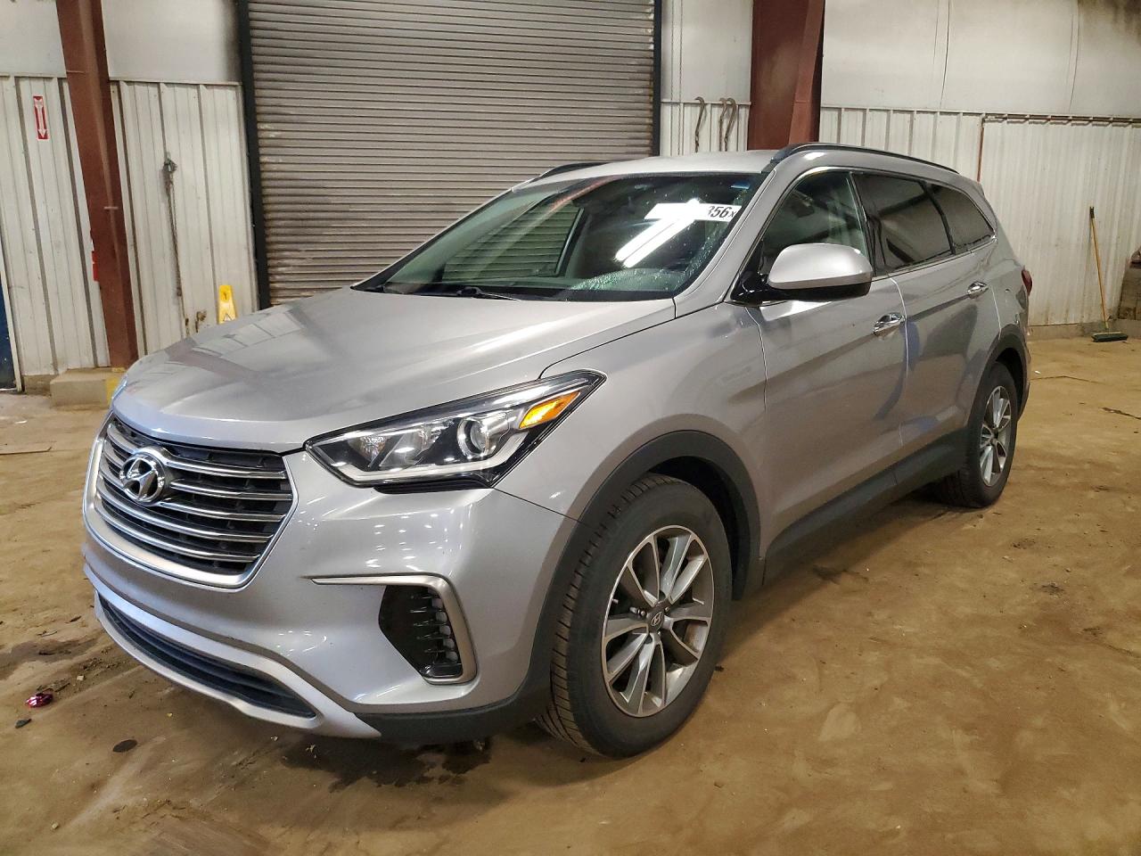 Photo of the 2017 HYUNDAI SANTA FE SE