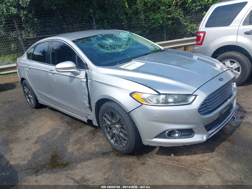 Photo of the 2013 FORD FUSION SE