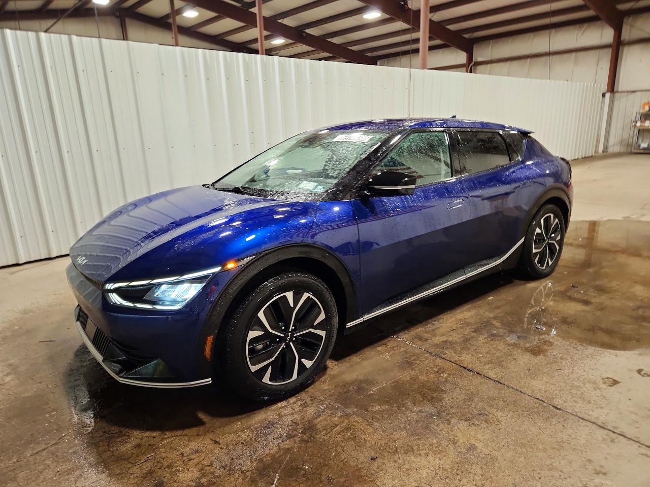 Photo of the 2024 KIA EV6 WIND