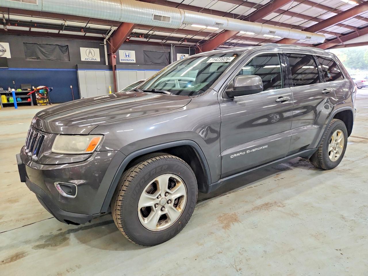 Photo of the 2014 JEEP GRAND CHEROKEE LAREDO