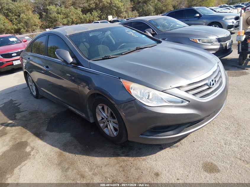 Photo of the 2014 HYUNDAI SONATA GLS