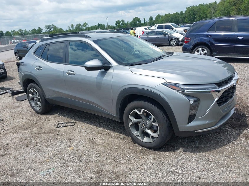 Photo of the 2025 CHEVROLET TRAX FWD LT