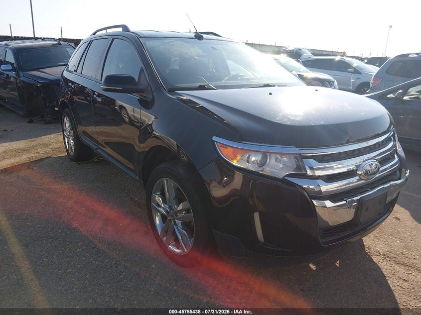 Photo of the 2013 FORD EDGE SEL