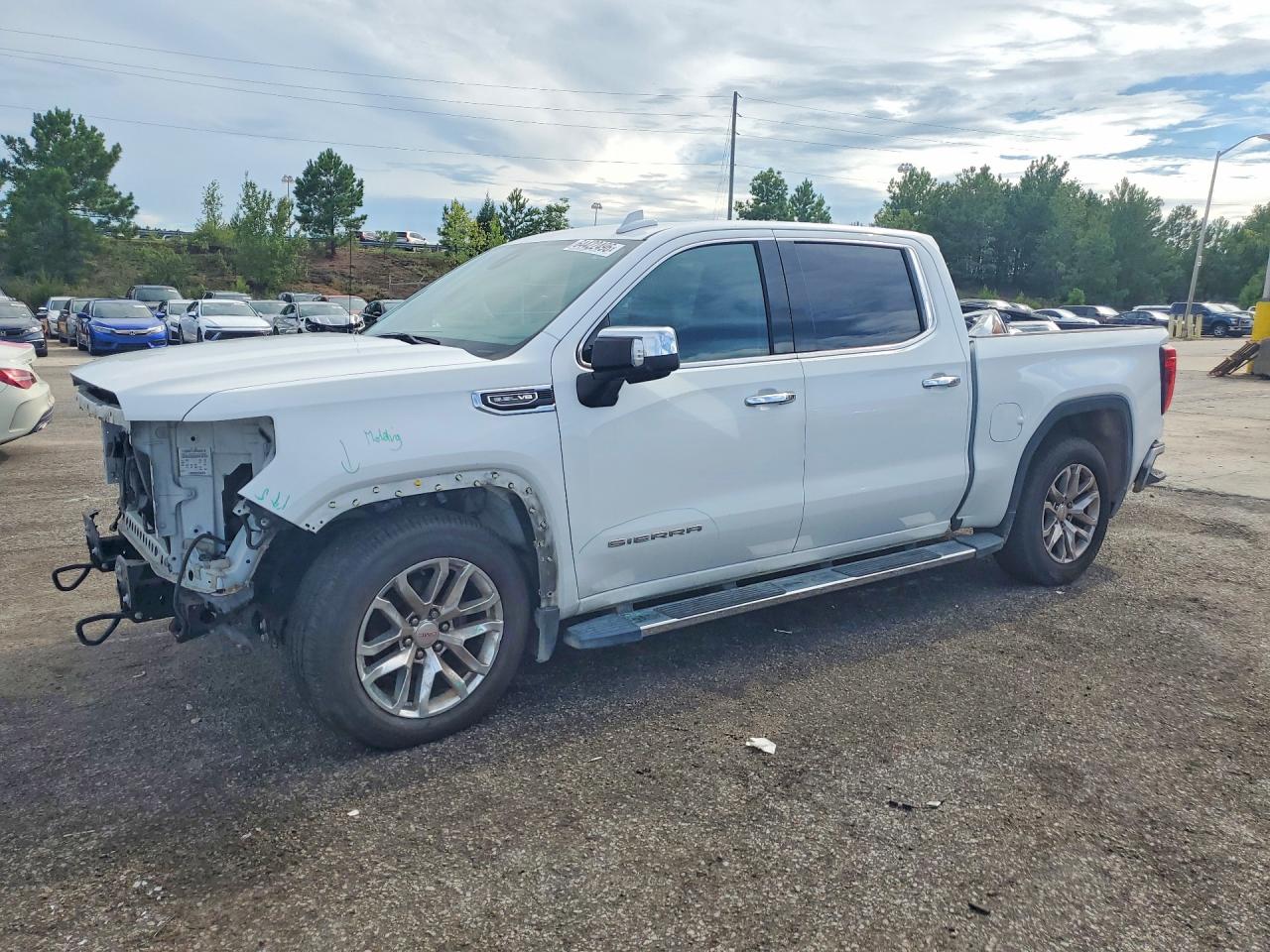 Photo of the 2020 GMC SIERRA C1500 SLT