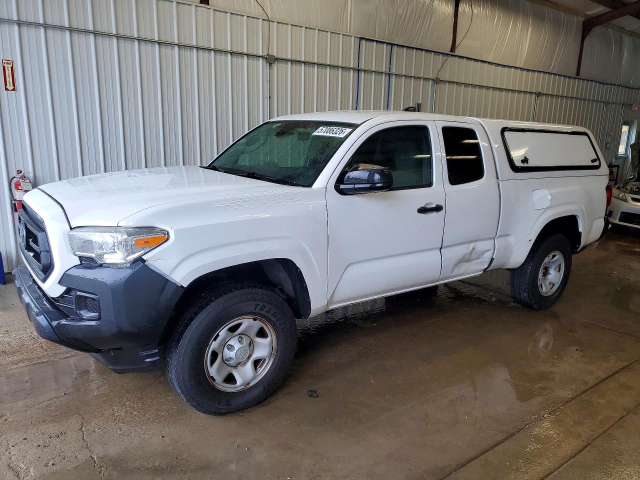 Photo of the 2020 TOYOTA TACOMA SR