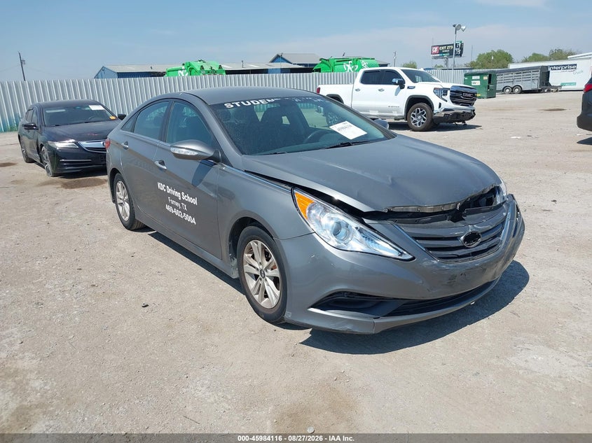 Photo of the 2014 HYUNDAI SONATA GLS