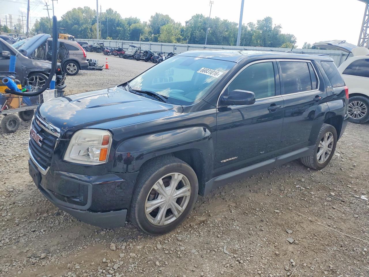 Photo of the 2017 GMC TERRAIN SLE