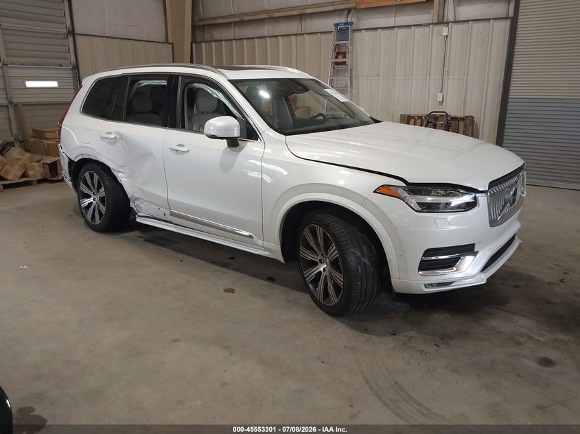 Photo of the 2024 VOLVO XC90 B5 PLUS BRIGHT THEME
