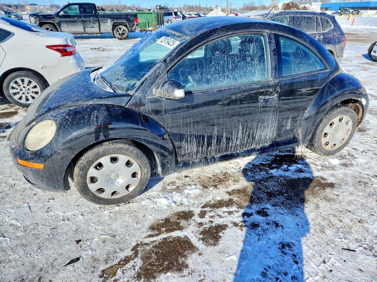 Photo of the 2010 VOLKSWAGEN NEW BEETLE