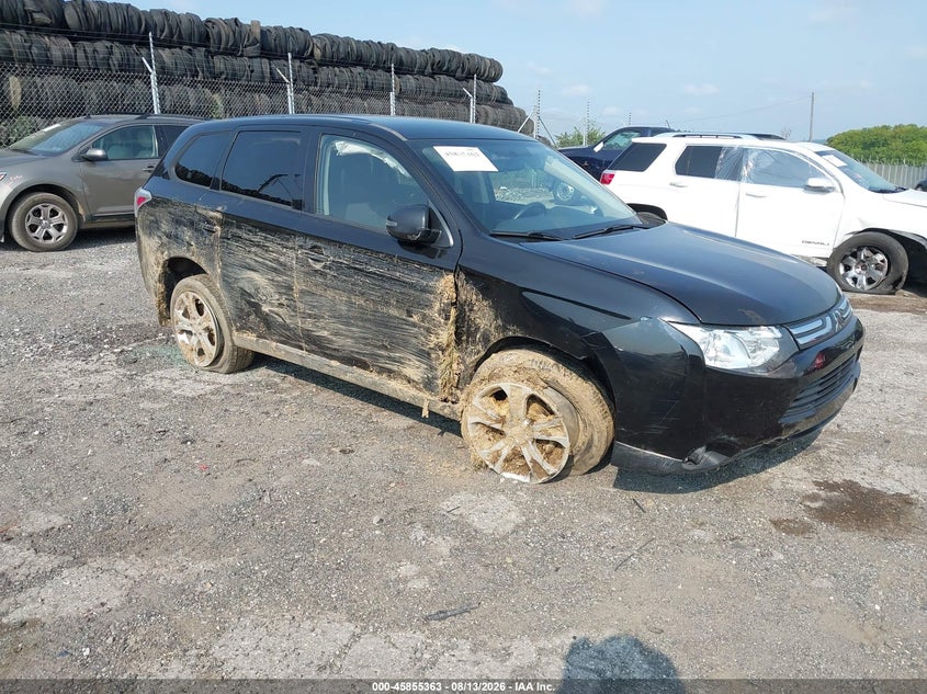 Photo of the 2014 MITSUBISHI OUTLANDER SE