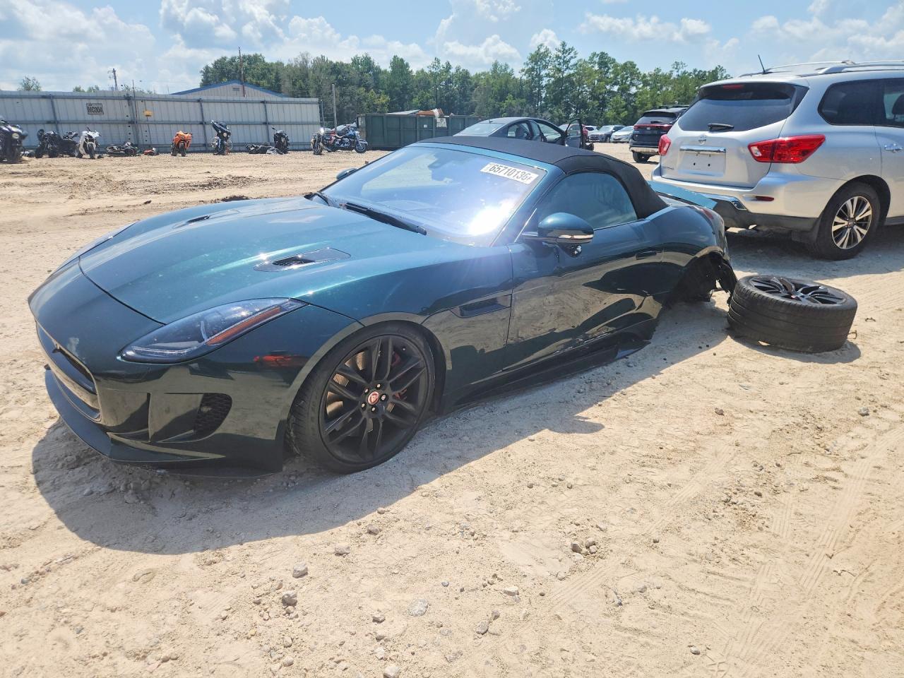 Photo of the 2017 JAGUAR F-TYPE R