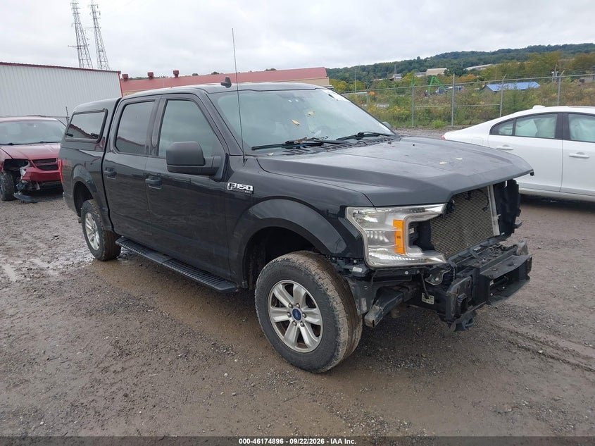 Photo of the 2020 FORD F-150 XLT