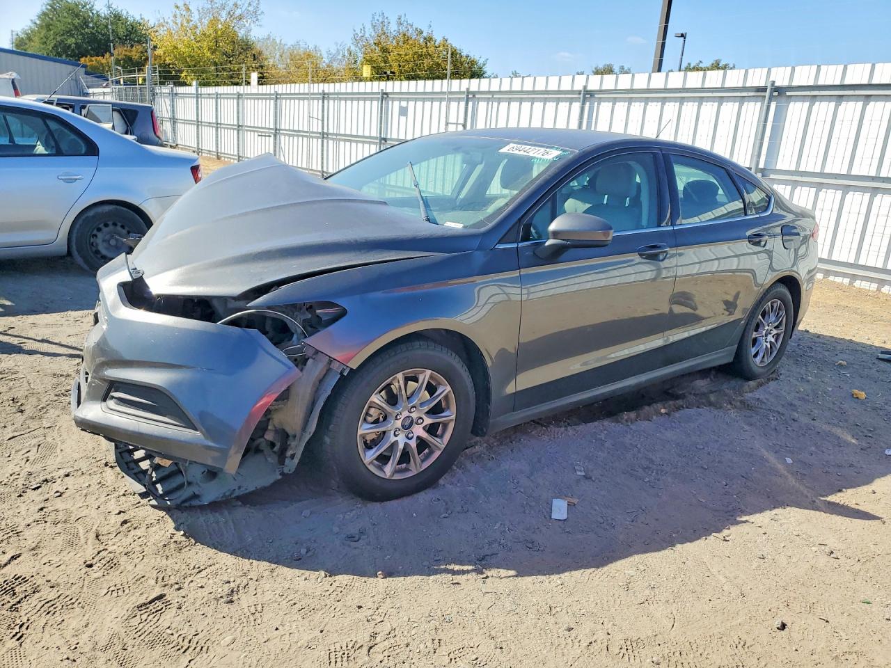 Photo of the 2015 FORD FUSION S