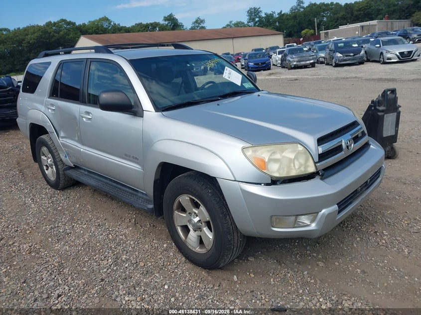 Photo of the 2005 TOYOTA 4RUNNER SR5 V8