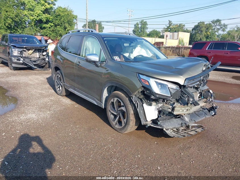 Photo of the 2022 SUBARU FORESTER TOURING