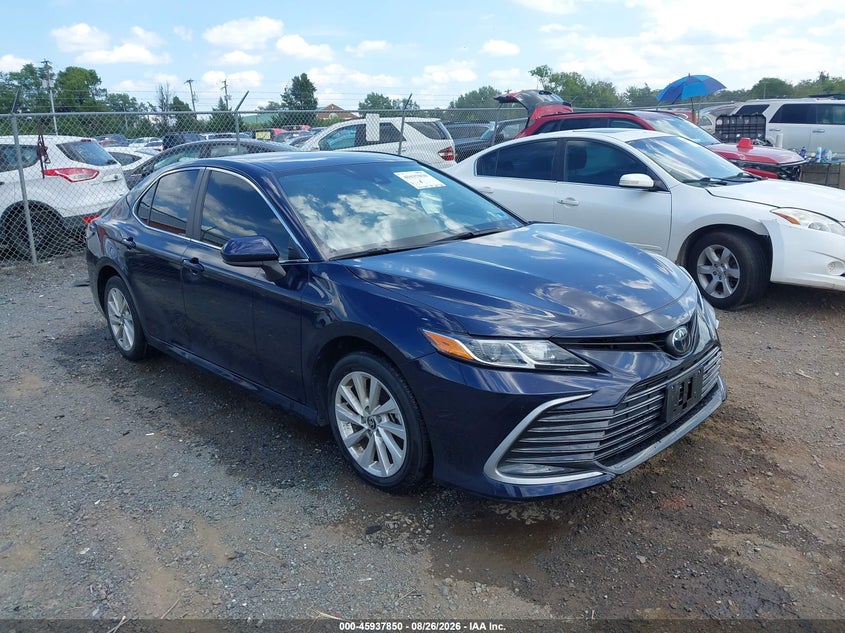 Photo of the 2022 TOYOTA CAMRY LE