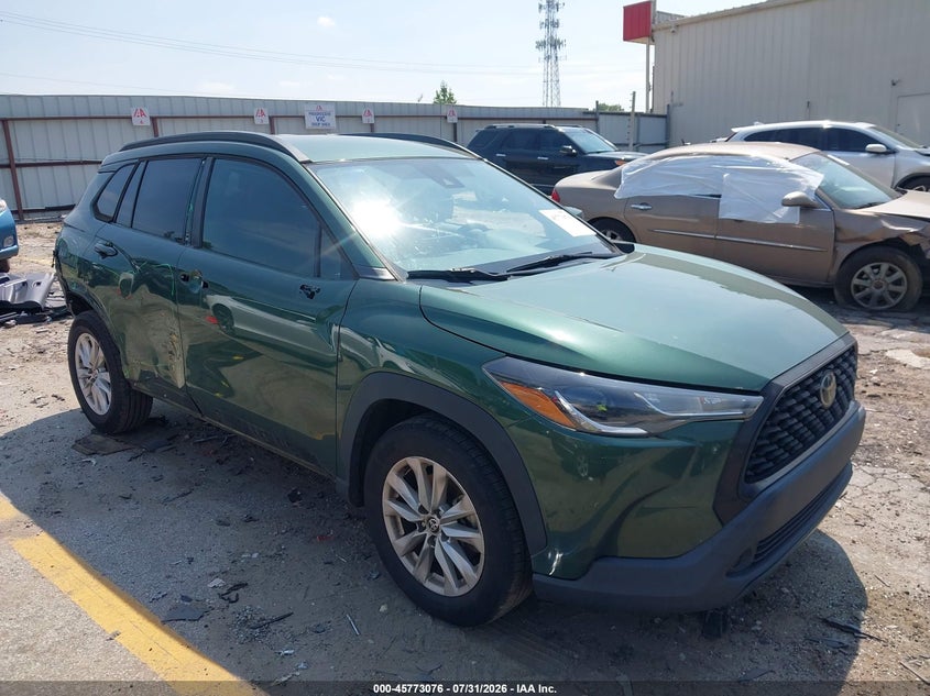 Photo of the 2022 TOYOTA COROLLA CROSS LE