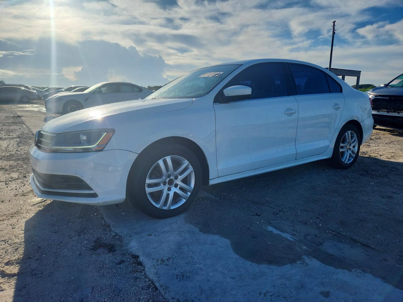 Photo of the 2017 VOLKSWAGEN JETTA S