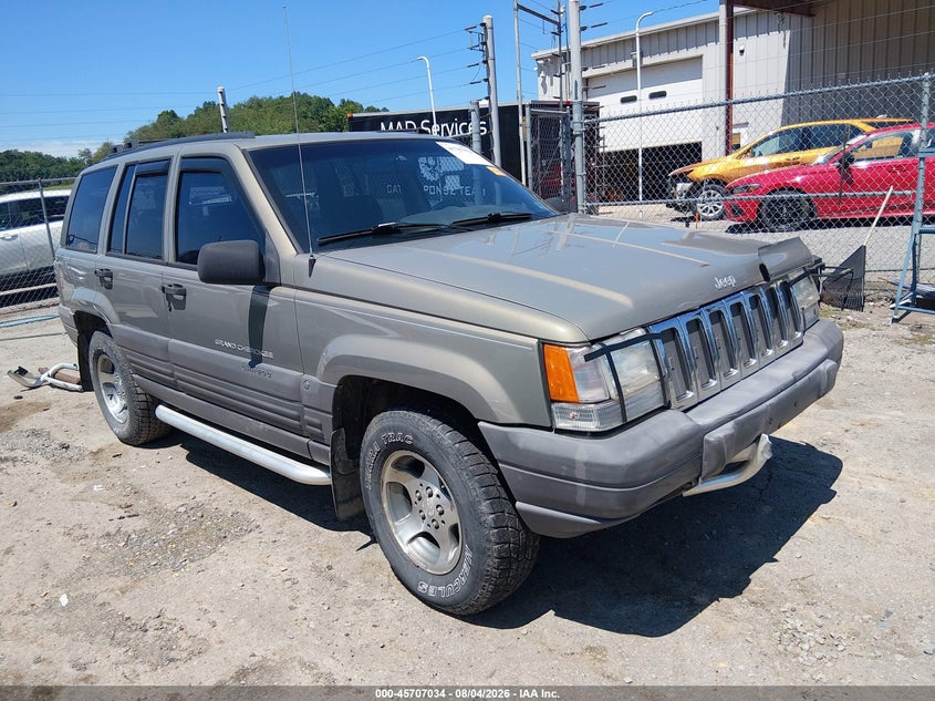 Photo of the 1996 JEEP GRAND CHEROKEE LAREDO
