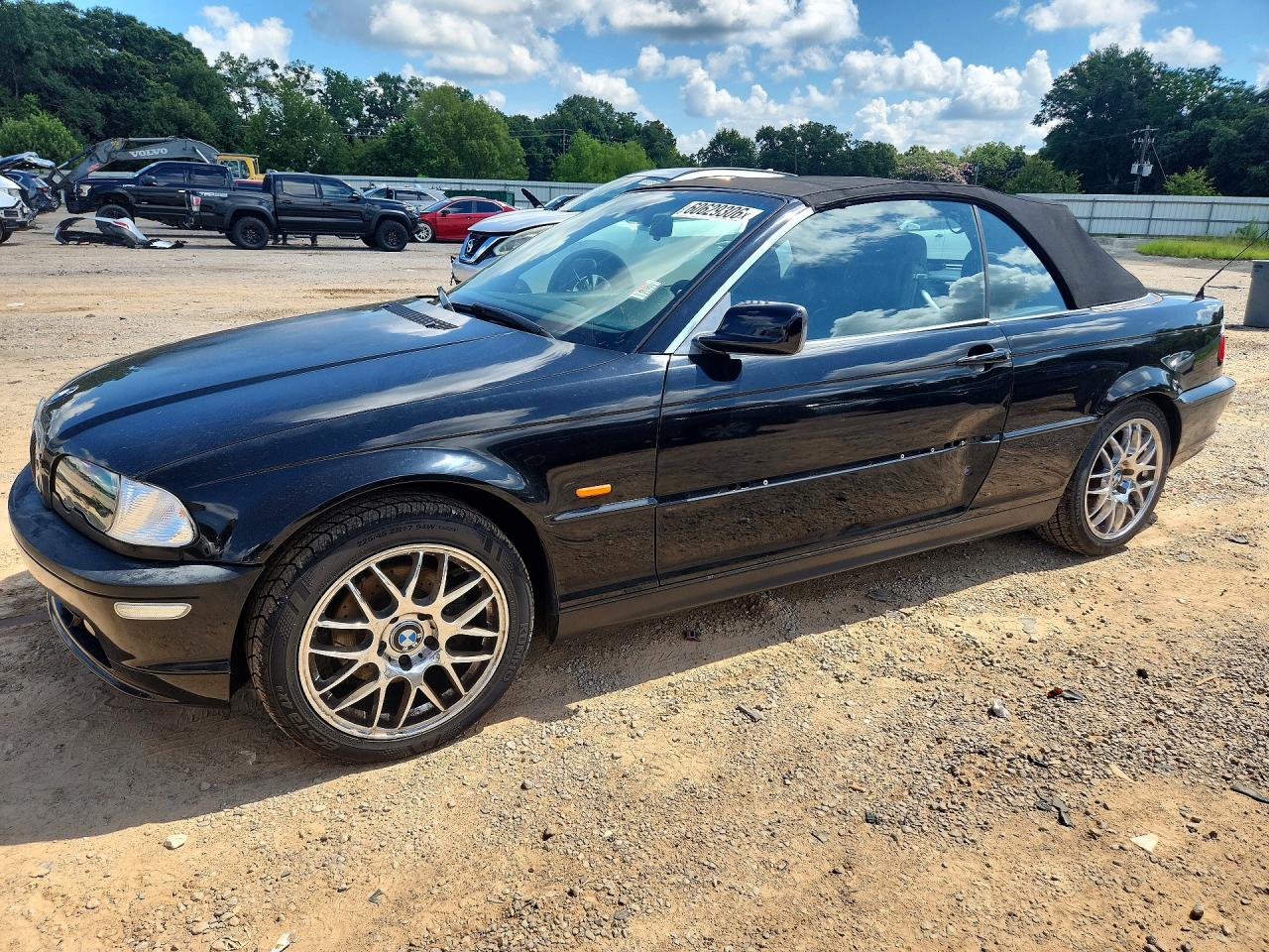 Photo of the 2002 BMW 325 CI