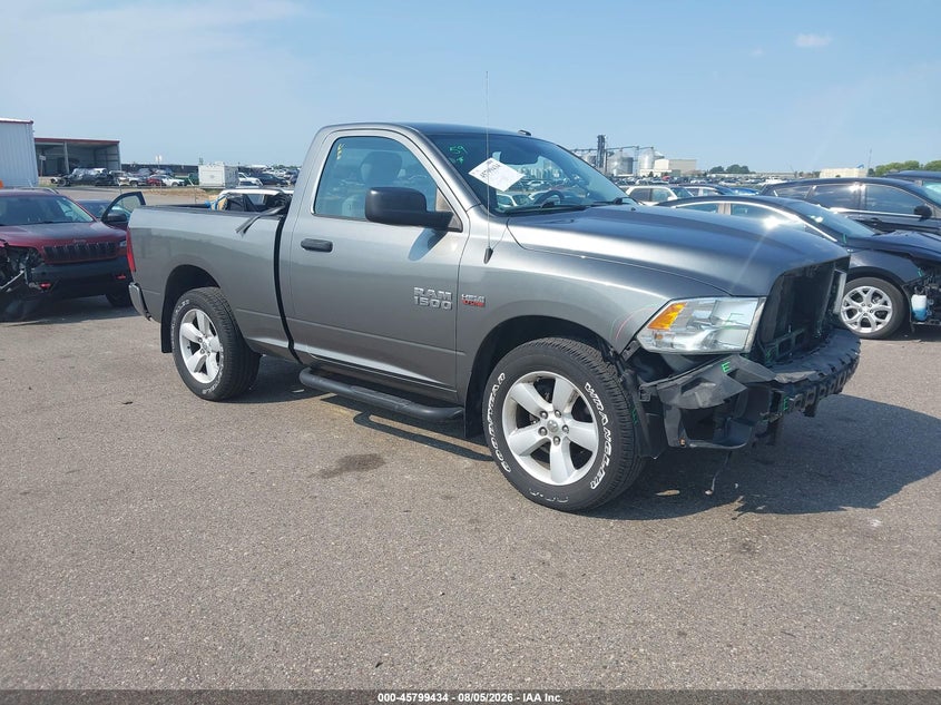 Photo of the 2013 RAM 1500 EXPRESS