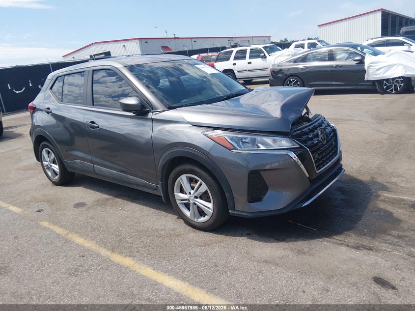 Photo of the 2021 NISSAN KICKS S XTRONIC CVT