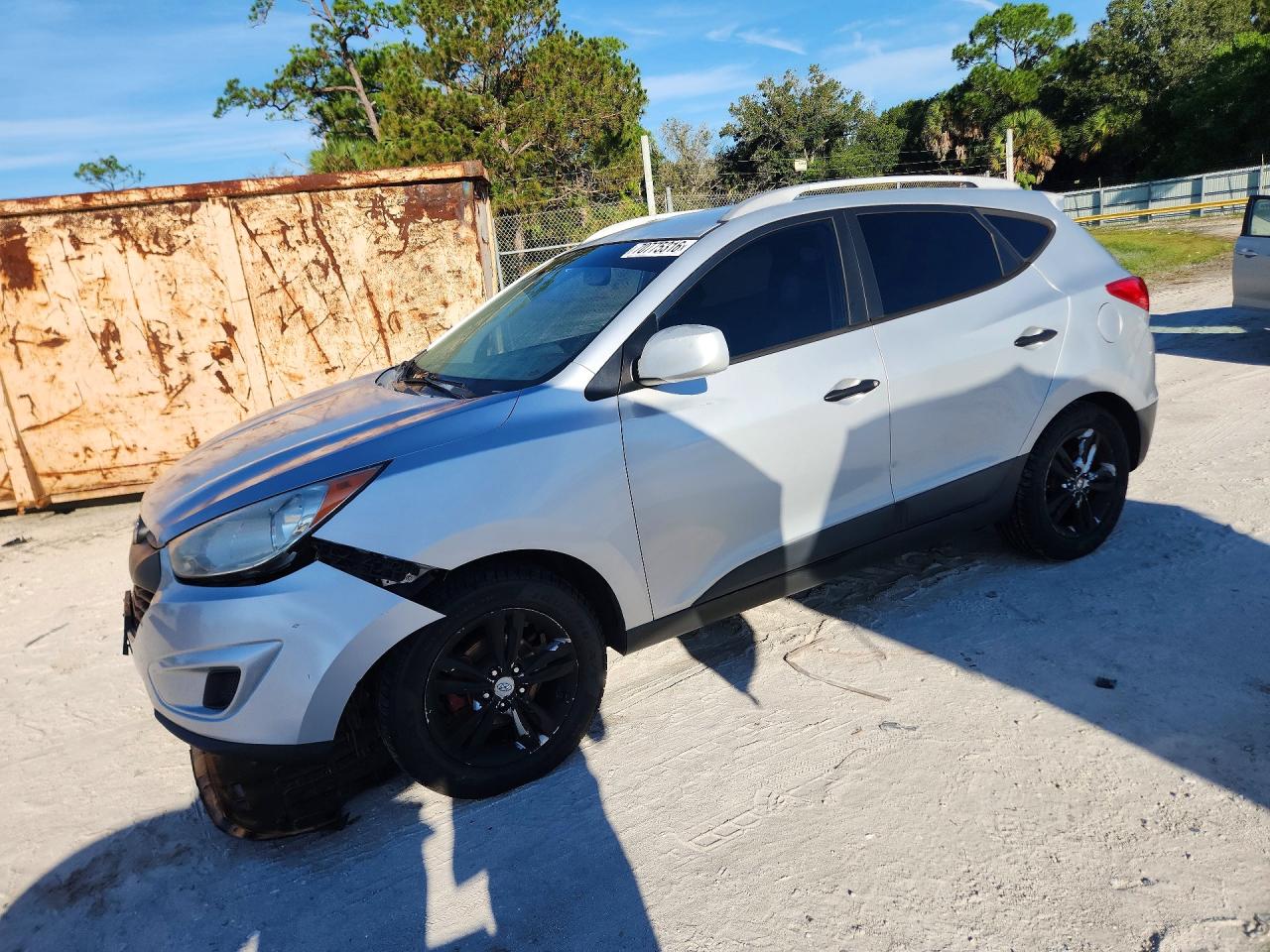 Photo of the 2011 HYUNDAI TUCSON GLS