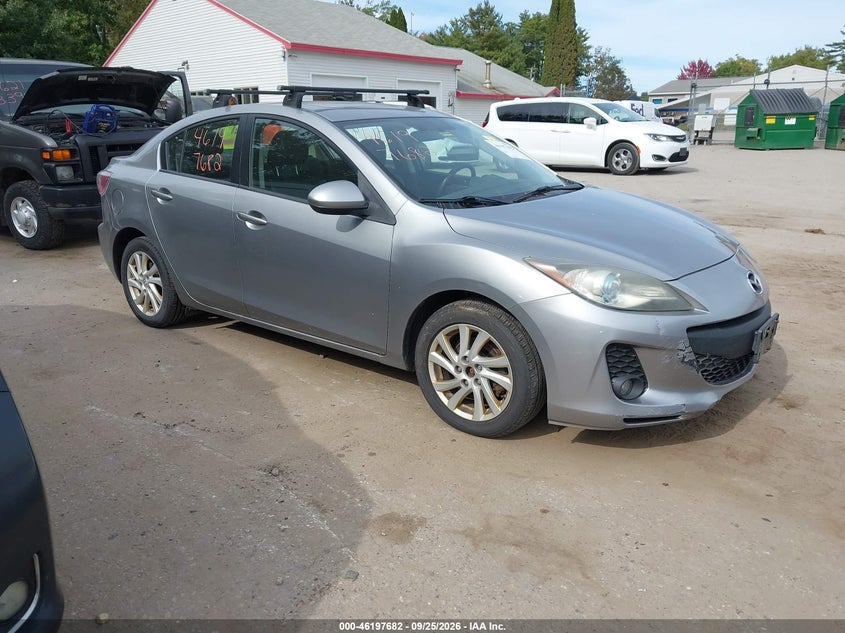 Photo of the 2012 MAZDA MAZDA3 I GRAND TOURING