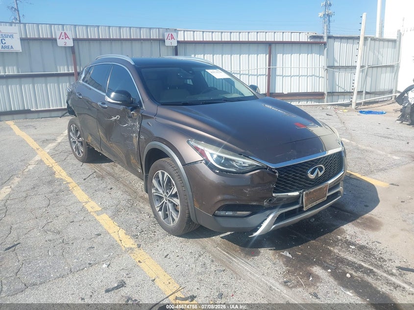 Photo of the 2018 INFINITI QX30 PREMIUM