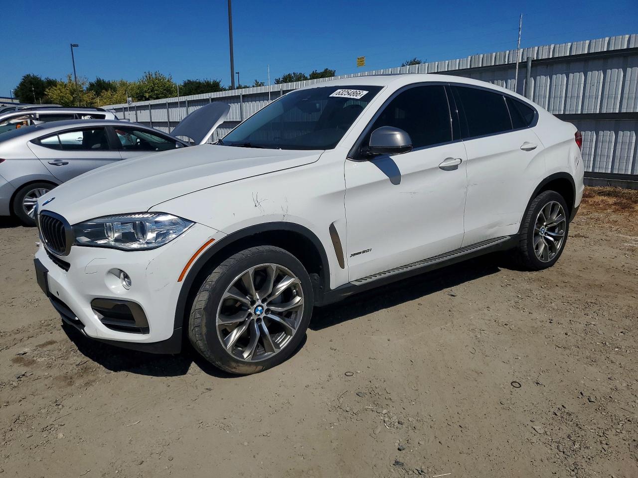 Photo of the 2016 BMW X6 XDRIVE50I