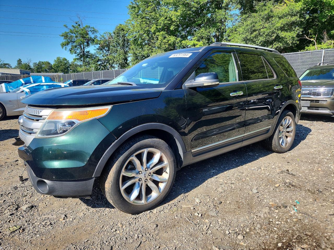 Photo of the 2013 FORD EXPLORER XLT