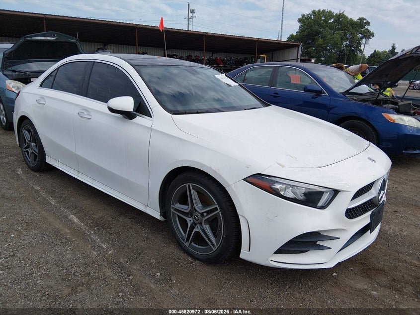 Photo of the 2019 MERCEDES-BENZ A 220