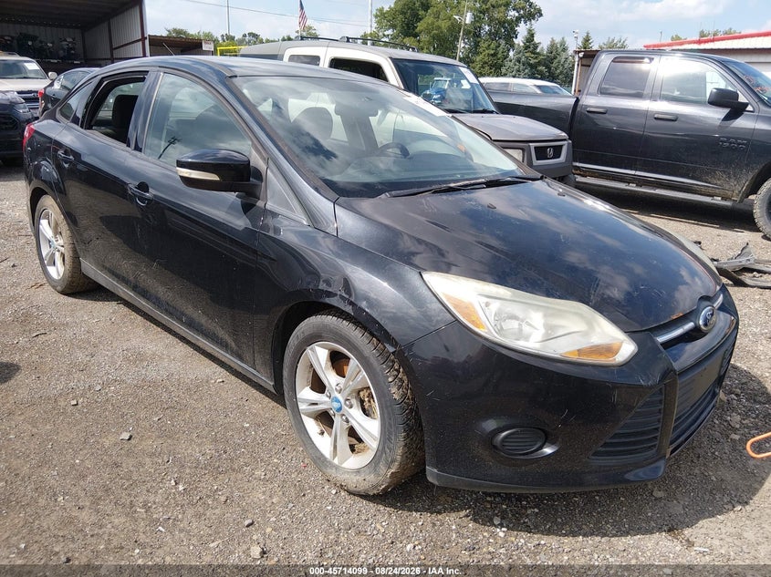 Photo of the 2013 FORD FOCUS SE